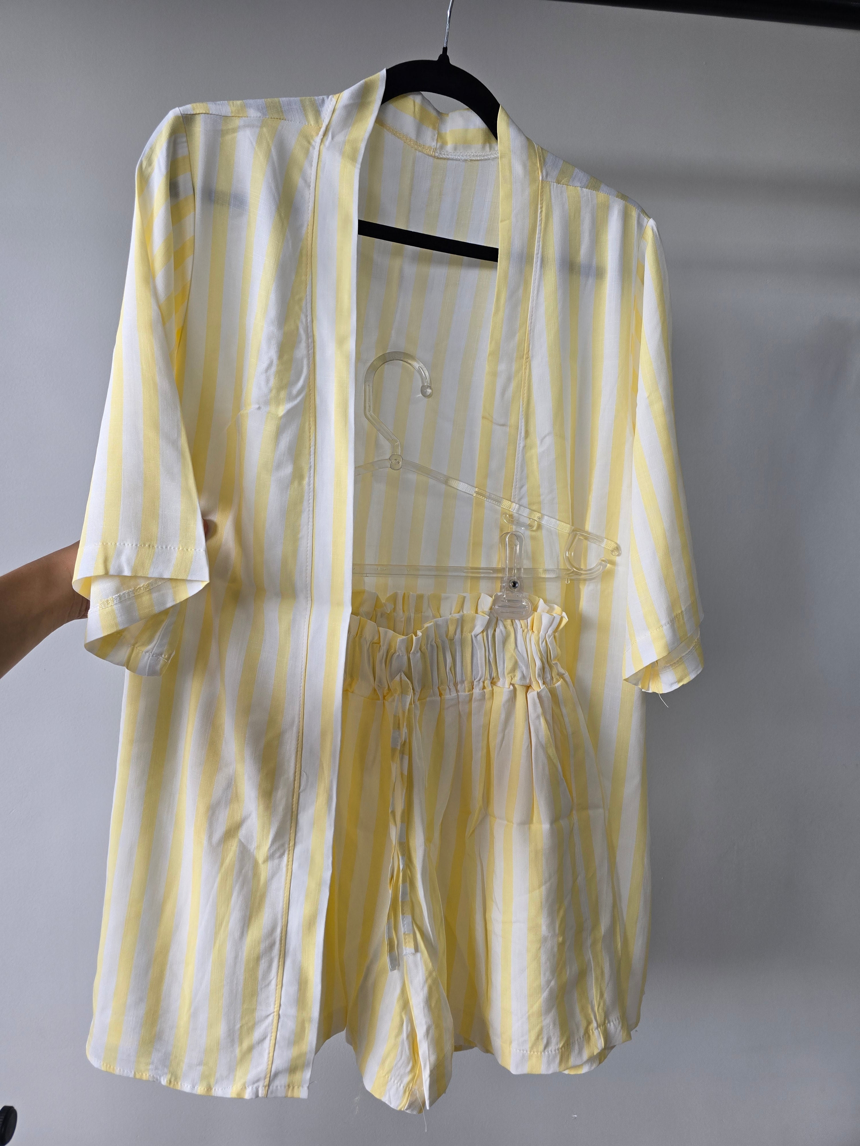 Conjunto Kimono e Shorts Listrado