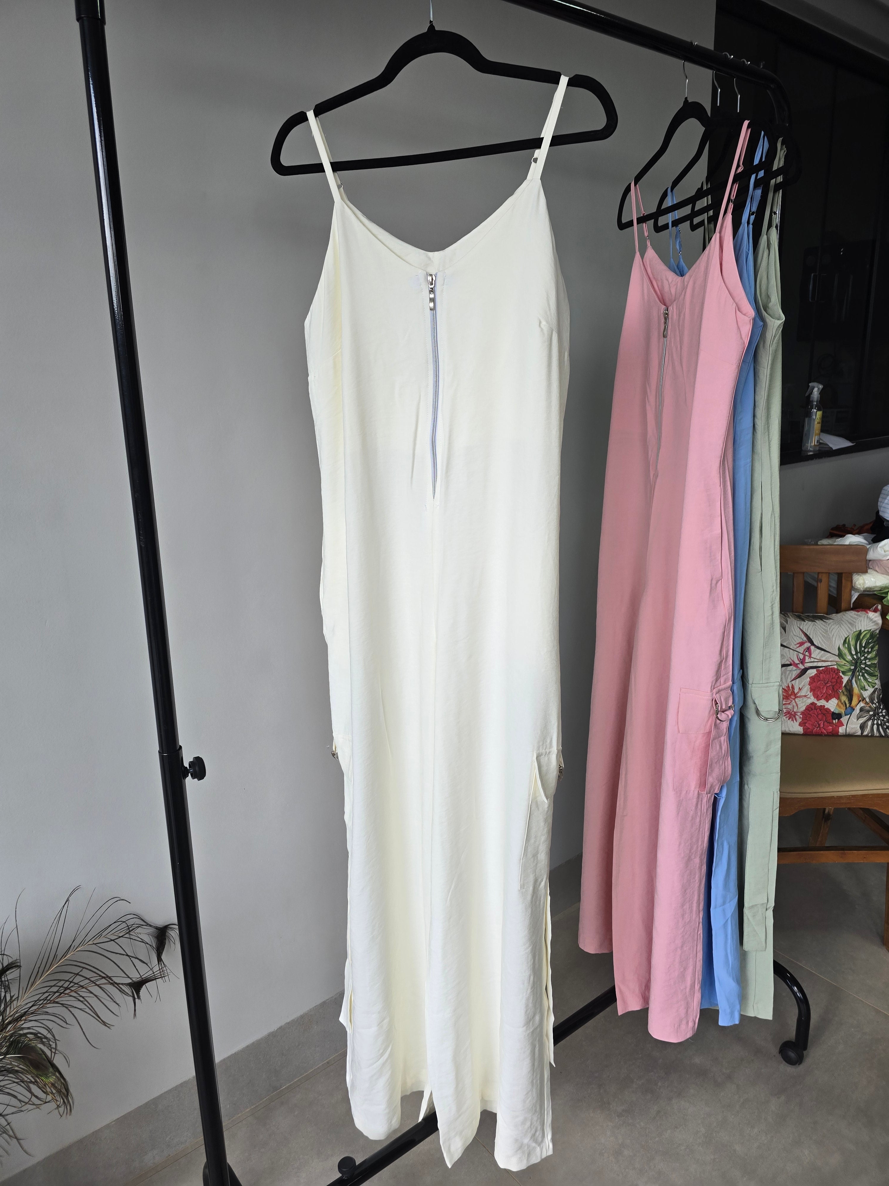 Macacão Candy Color Comfort – Leve, Chic e Perfeito Para o Verão